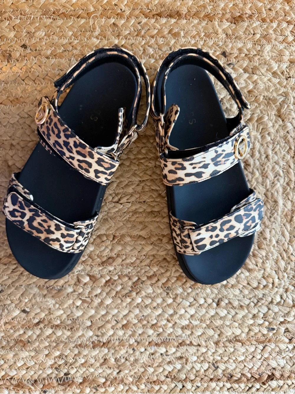 GUESS Leopard Print Platform Sporty Sandals Size 8M